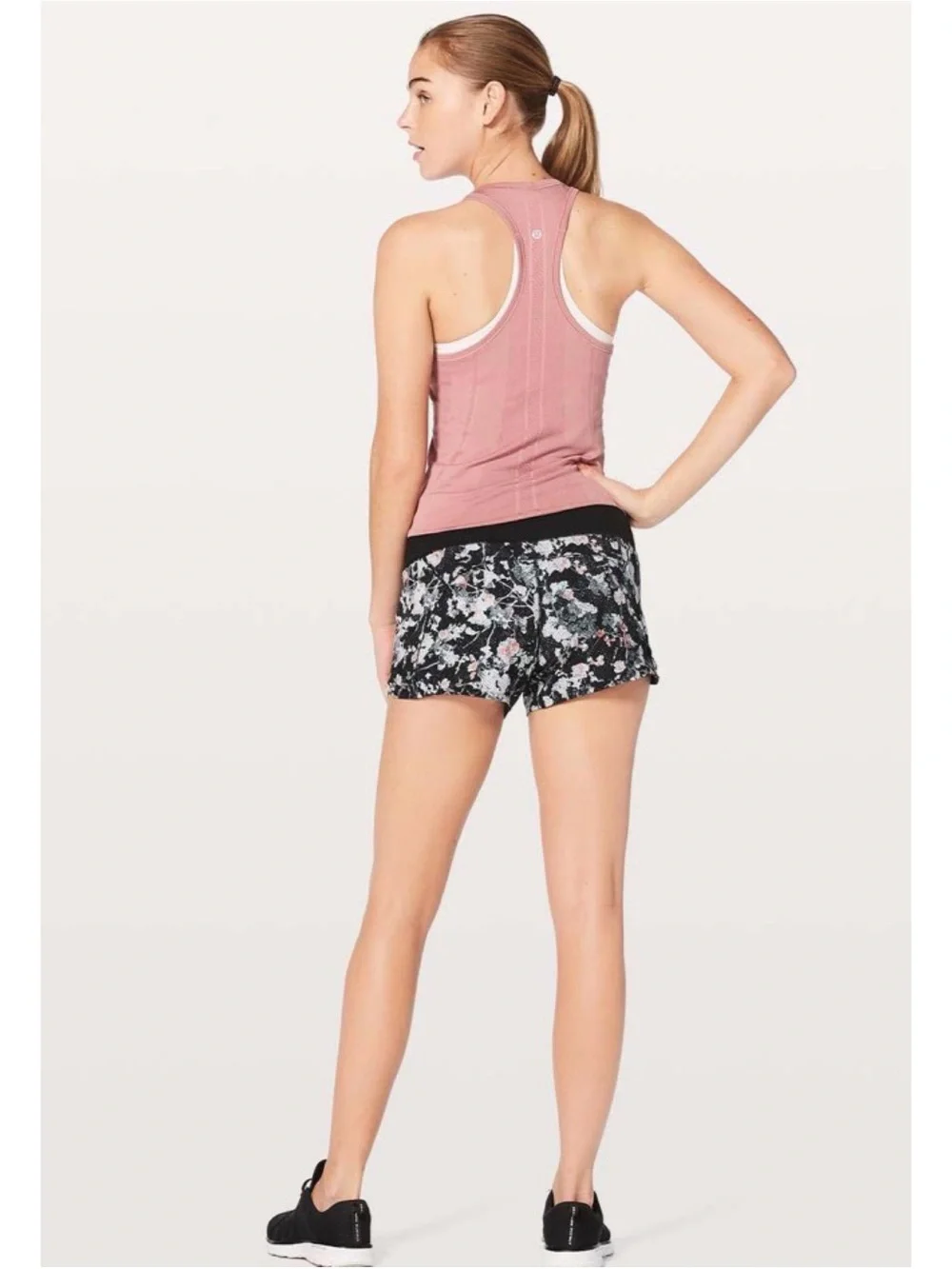 Lululemon Run Times Short II 4